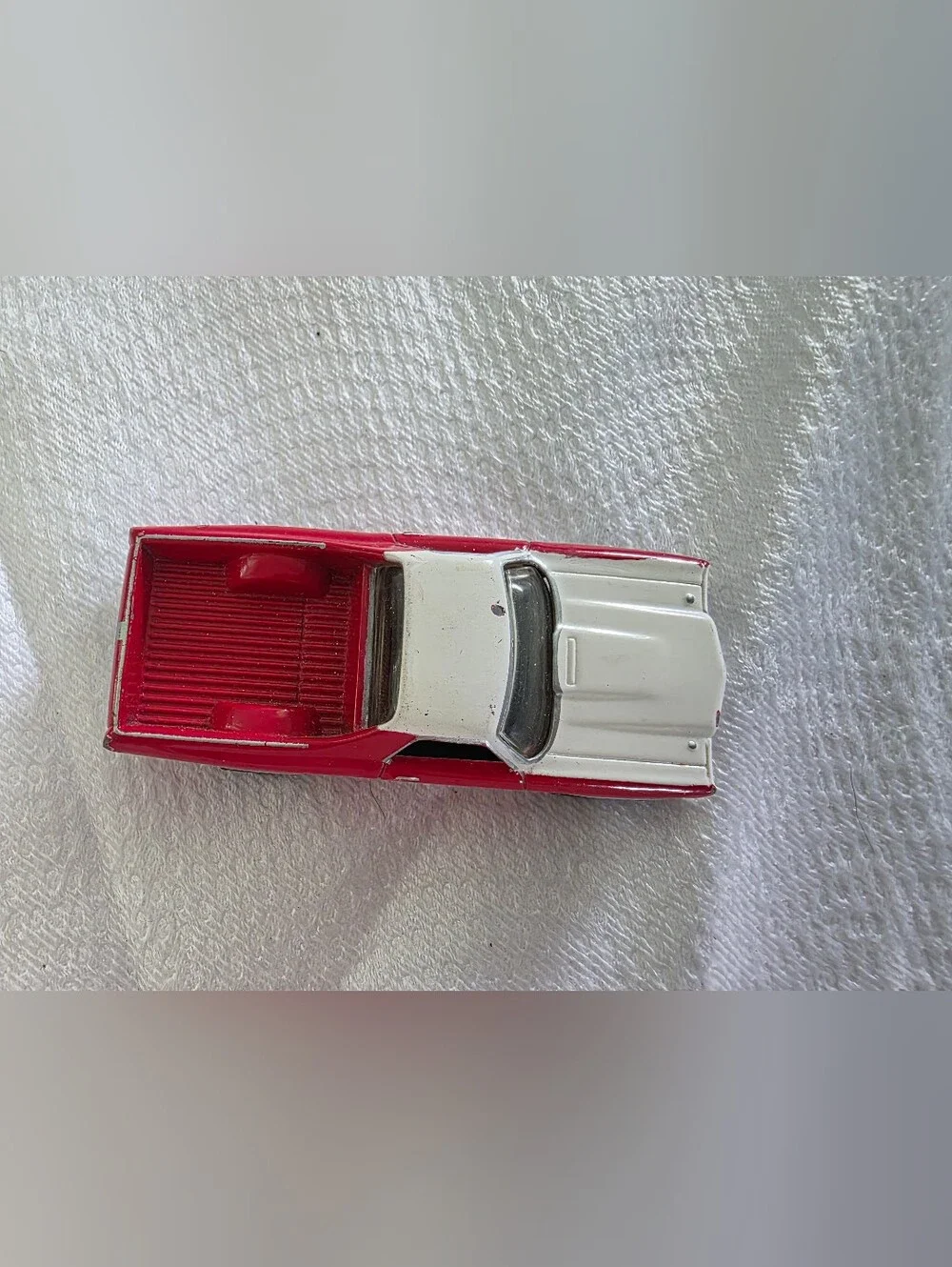 1997 Matchbox Coca Cola Red & White El Camino Toy Truck